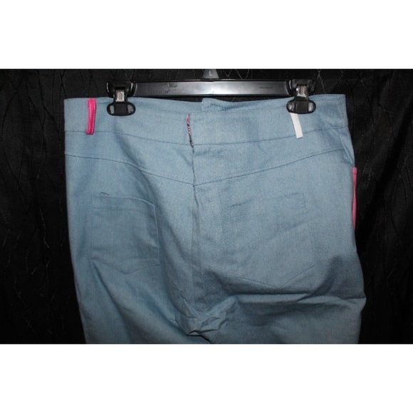 Women's Multi-Colored Bandana Patched Jeans With Pre Cut Rips Size 2XL - Picture 7 of 9